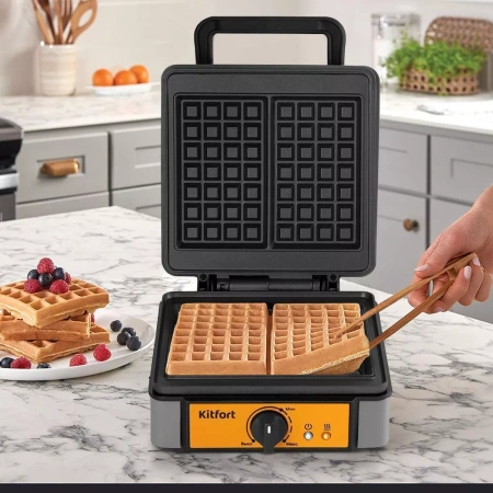 Вафельница для бельгийских вафель Kitfort КТ-1694