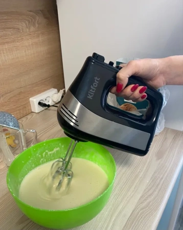 Миксер Kitfort KT-3072