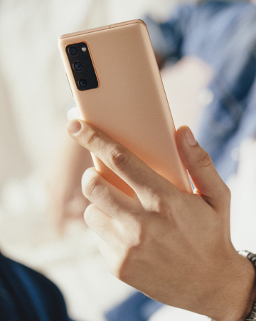 Смартфон Samsung Galaxy S20FE 128Gb Orange-