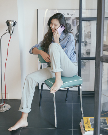 Смартфон Samsung Galaxy S20FE 256Gb Violet