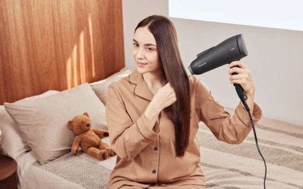 Фен Panasonic EH-NE85-K865